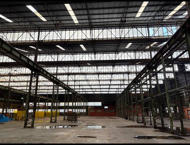 6,000M² WAREHOUSE TO LET IN DUNCANVILLE